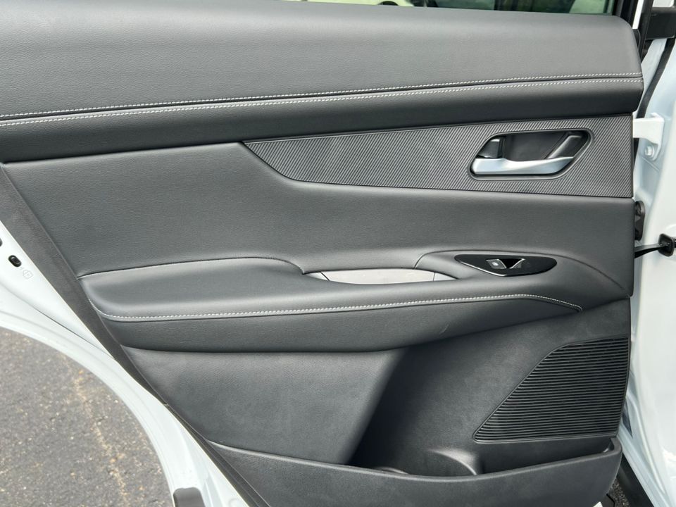 2025 Nissan Murano SL - Photo 34
