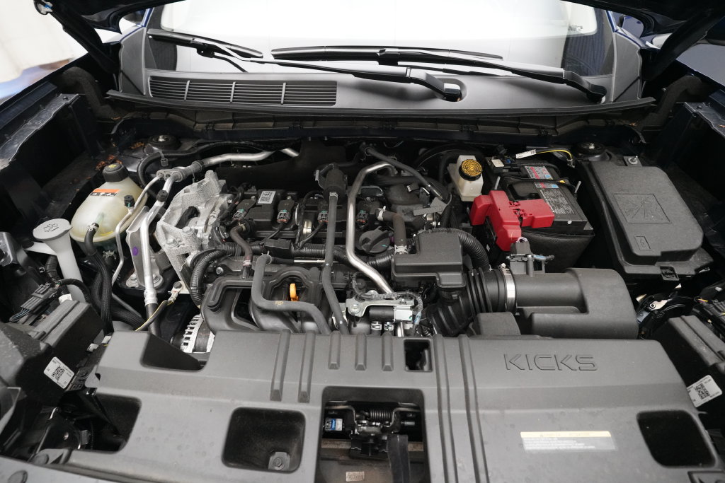 Certified 2025 Nissan Kicks SR SUV