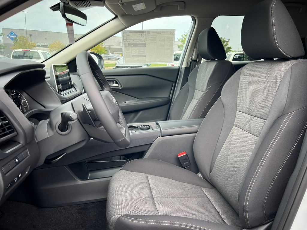 New 2026 Nissan Rogue SV SUV