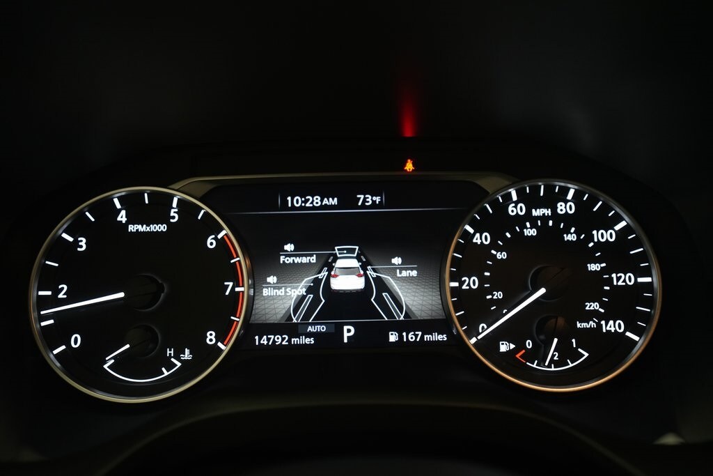 2024 Nissan Rogue SV photo 2