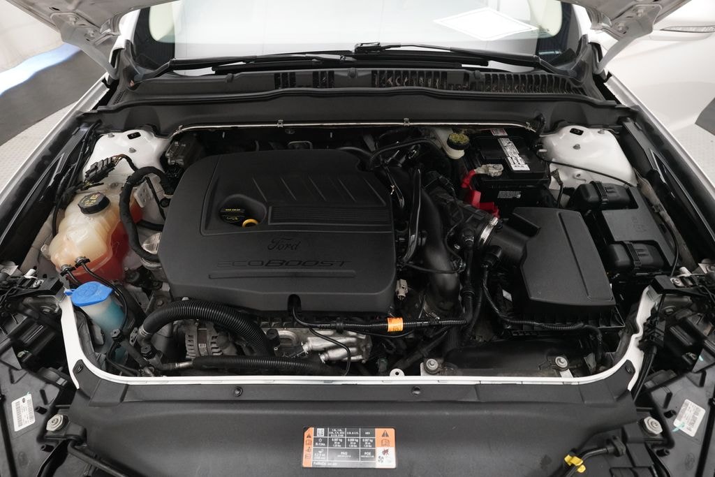 Used 2014 Ford Fusion SE Sedan