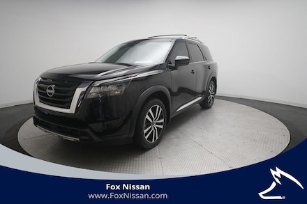 2025 Nissan Pathfinder Platinum SUV