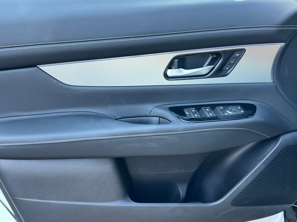 2025 Nissan Murano SL - Photo 13