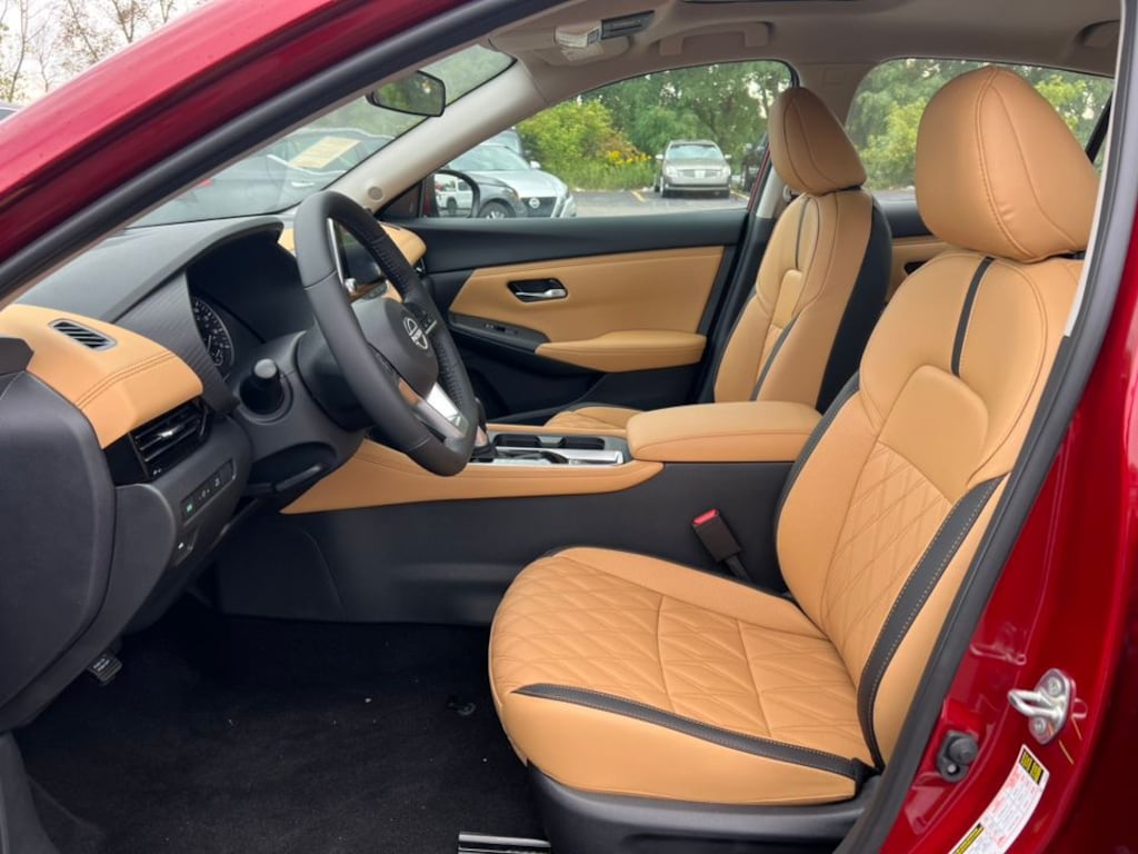 New 2025 Nissan Sentra SV Sedan