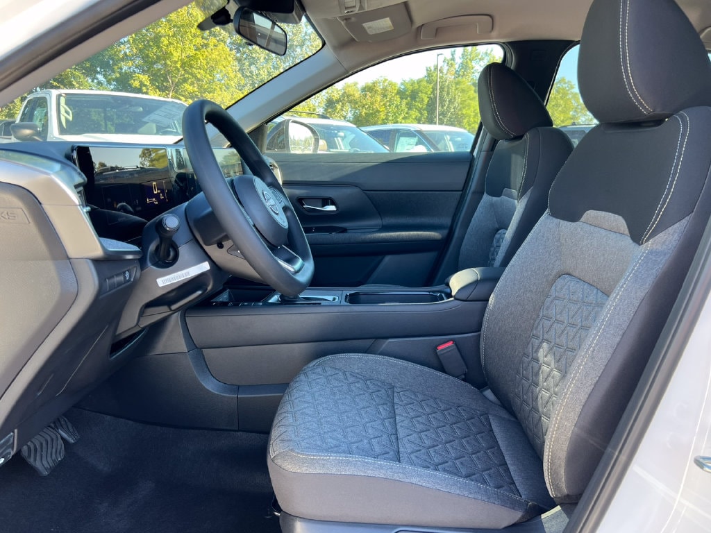 New 2027 Nissan Kicks SV SUV