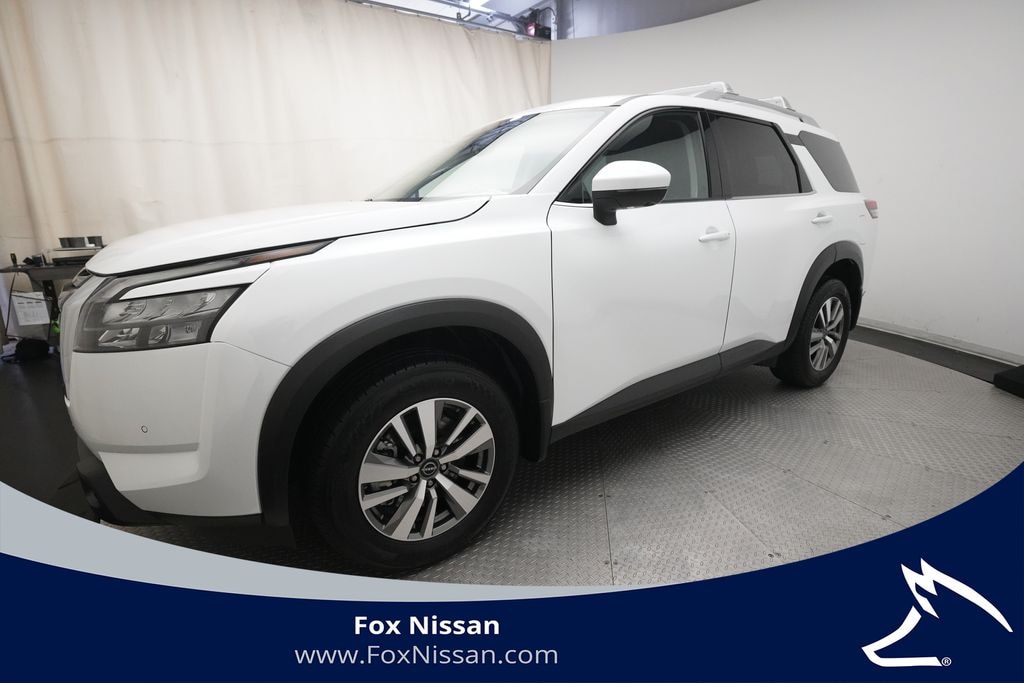 Certified 2025 Nissan Pathfinder SL SUV