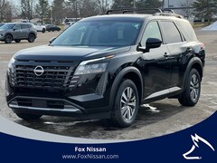 2026 Nissan Pathfinder SL SUV