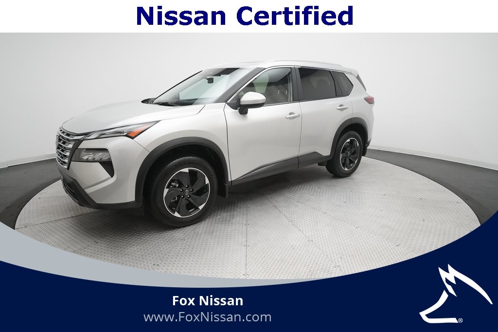 2024 Nissan Rogue SV's photo