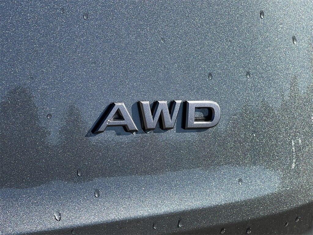 New 2026 Nissan Rogue SV SUV