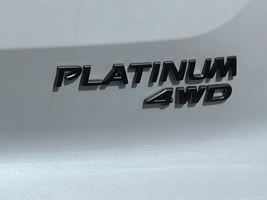 New 2026 Nissan Pathfinder Platinum SUV