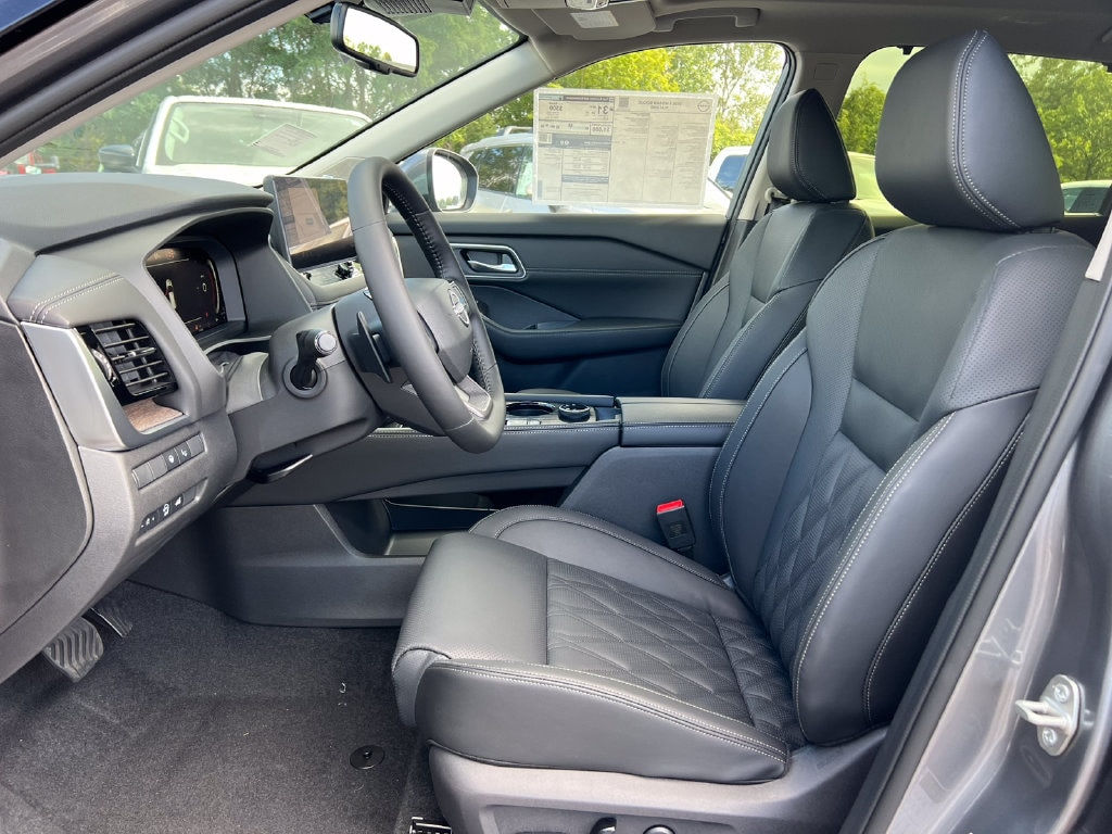 New 2026 Nissan Rogue Platinum SUV