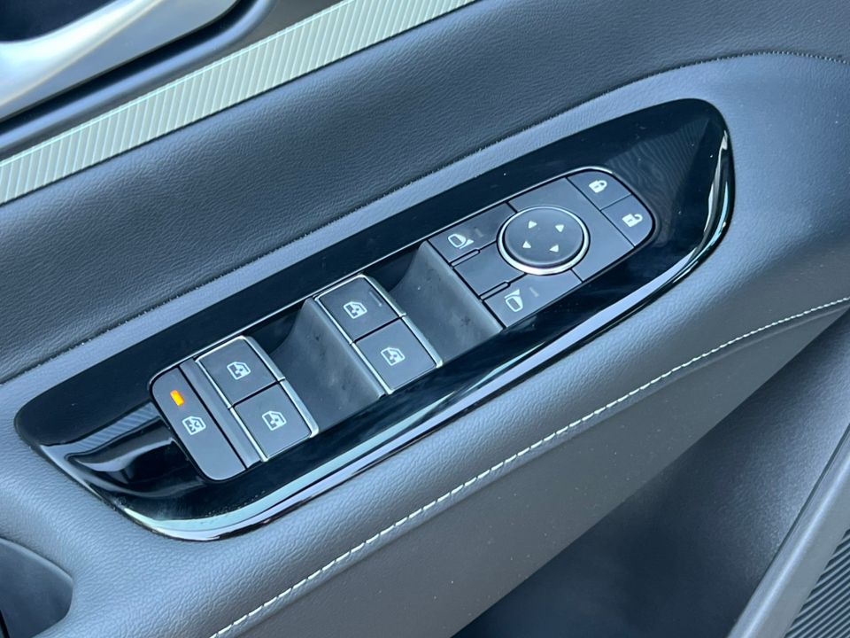 2025 Nissan Murano SL - Photo 14