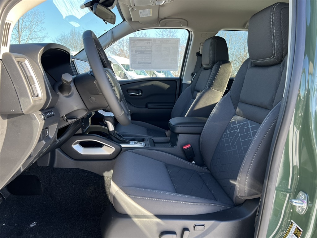 New 2026 Nissan Frontier SV Truck Crew Cab