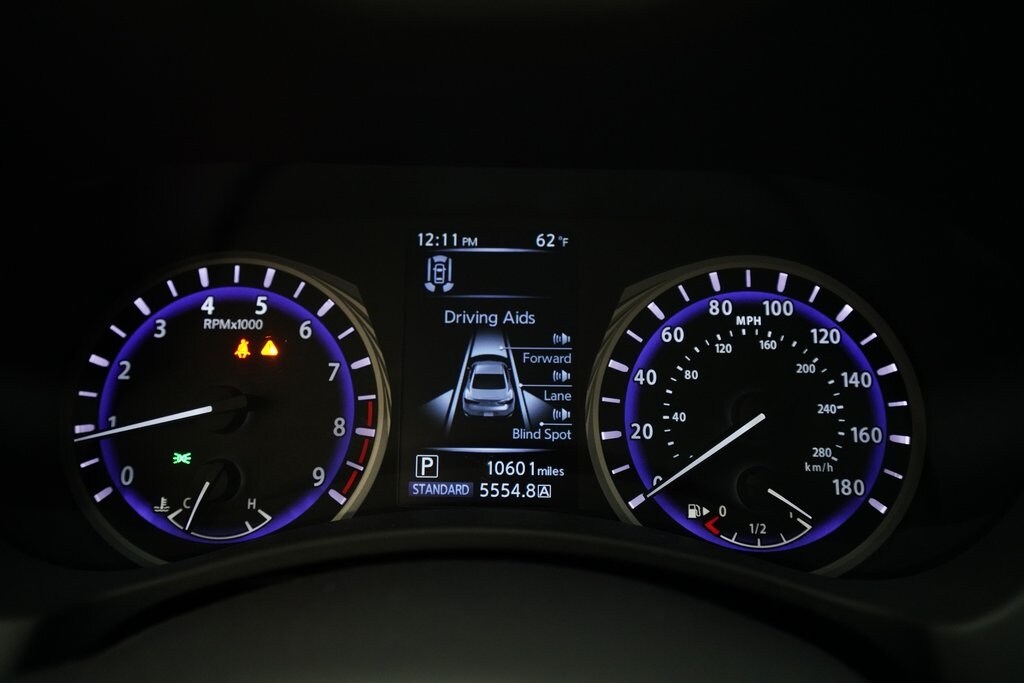 2022 Infiniti Q60 Red Sport 400 Coupe photo 2