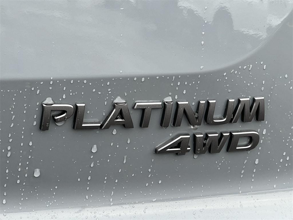 New 2026 Nissan Pathfinder Platinum SUV