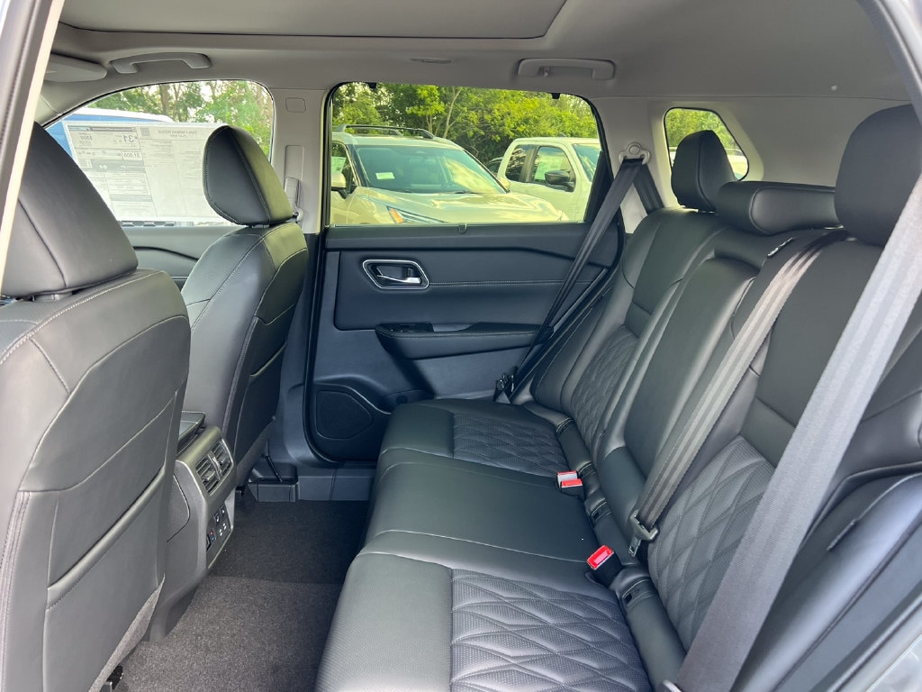New 2026 Nissan Rogue Platinum SUV