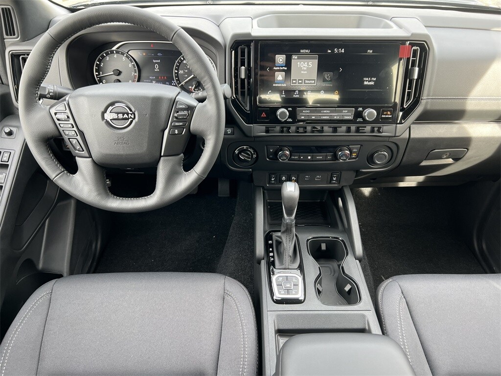 2026 Nissan Frontier SV photo 3