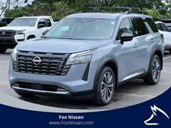 2026 Nissan Pathfinder Platinum SUV