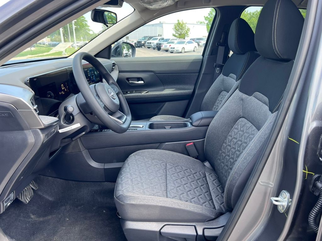 New 2026 Nissan Kicks SV SUV