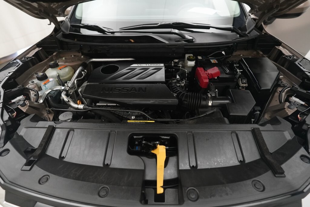 2024 Nissan Rogue SV photo 3