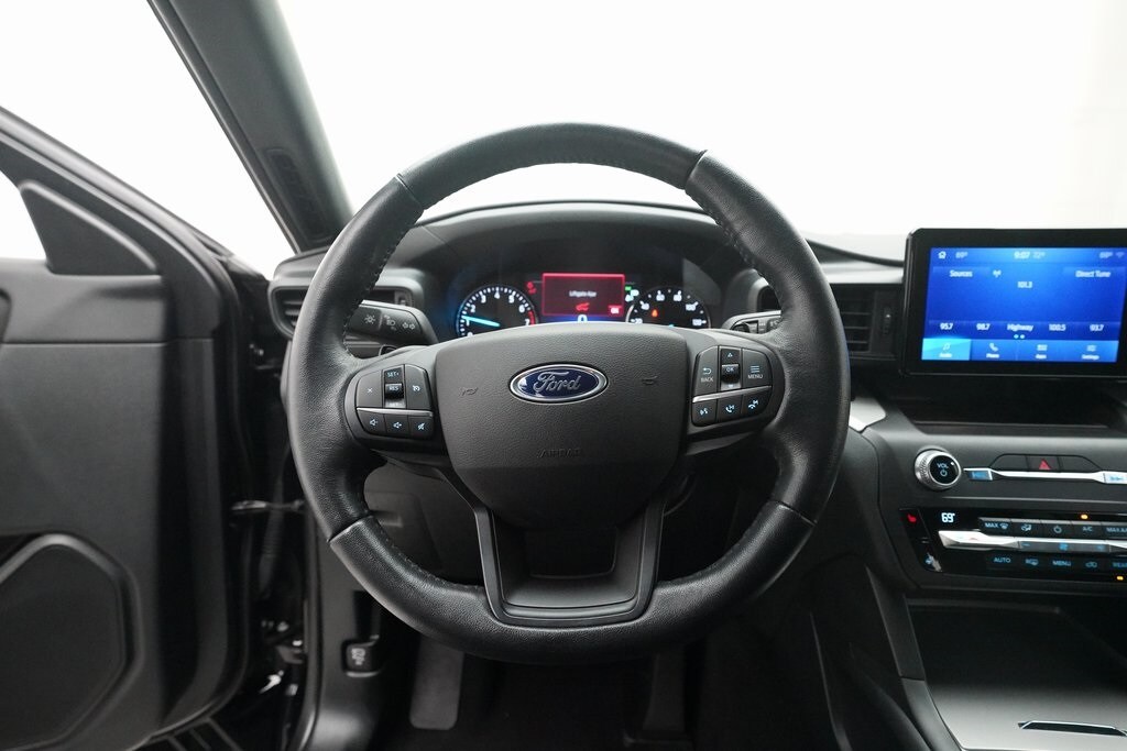 2020 Ford Explorer XLT photo 4