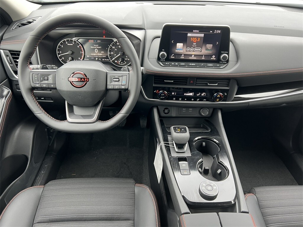 2026 Nissan Rogue SV photo 2