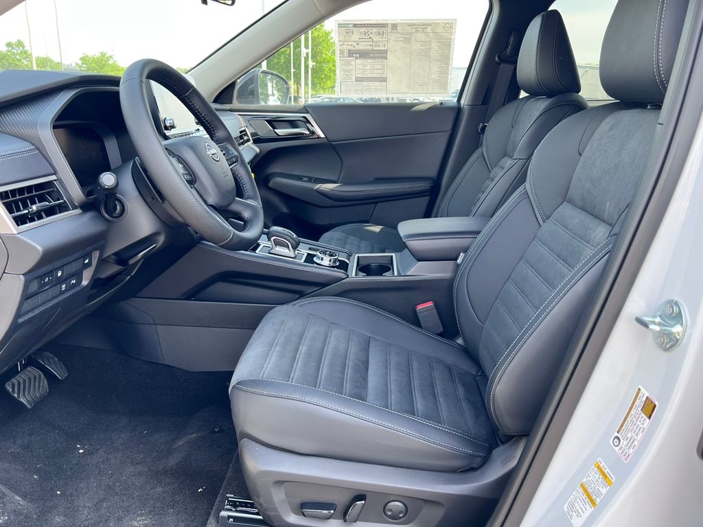 New 2026 Nissan Rogue Plug-In Hybrid SL SUV