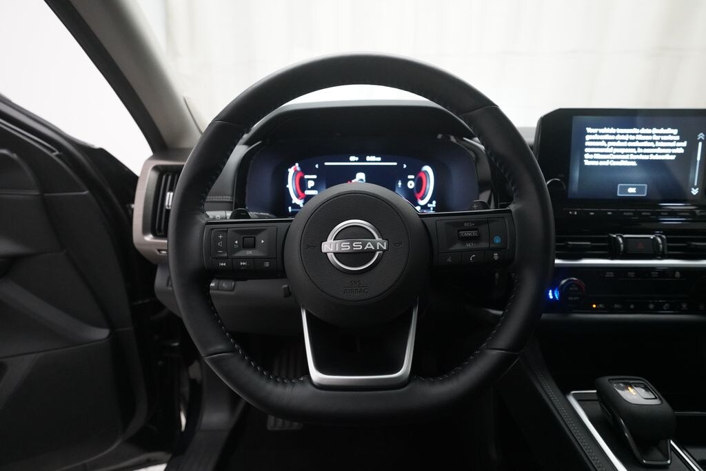 Certified 2025 Nissan Pathfinder Platinum SUV