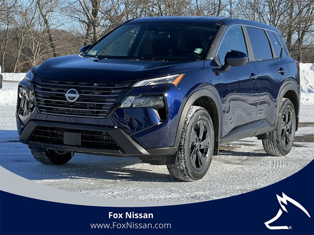 2026 Nissan Rogue SV's photo