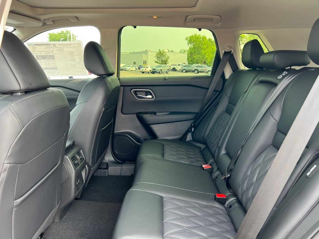 New 2026 Nissan Rogue Platinum SUV