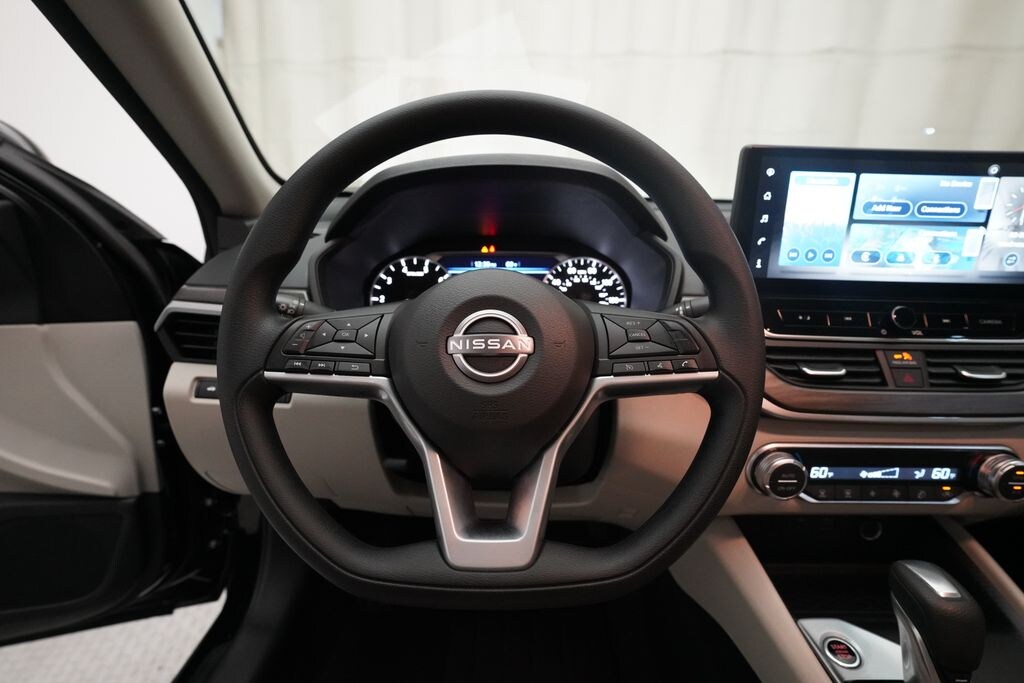 Certified 2025 Nissan Altima 2.5 SV Sedan