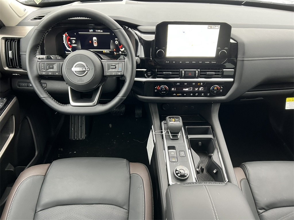 New 2025 Nissan Pathfinder Platinum SUV