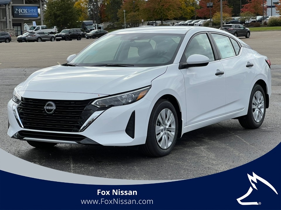 2025 Nissan Sentra S's photo