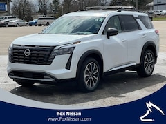 2026 Nissan Pathfinder Platinum SUV