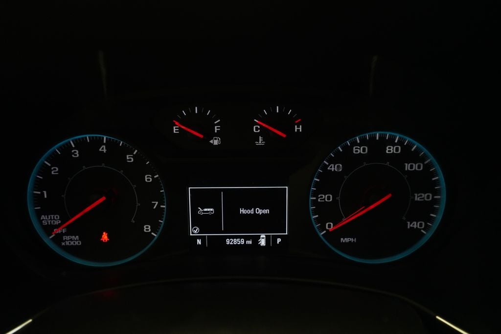 Used 2020 Chevrolet Equinox LS with VIN 2GNAXSEV9L6179979 for sale in Kentwood, MI