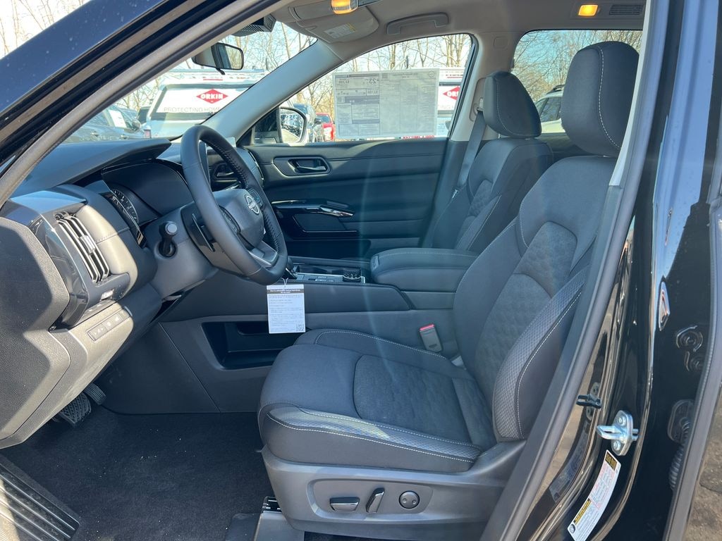 New 2026 Nissan Pathfinder SV SUV