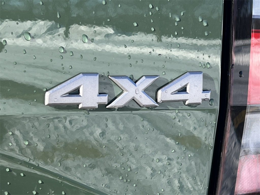 New 2026 Nissan Frontier SV Truck Crew Cab