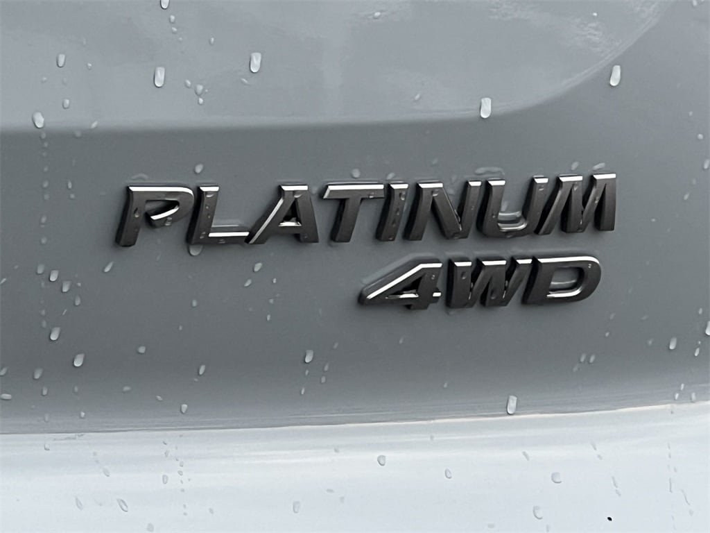 New 2026 Nissan Pathfinder Platinum SUV