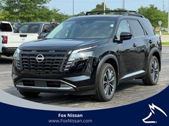 2026 Nissan Pathfinder Platinum SUV