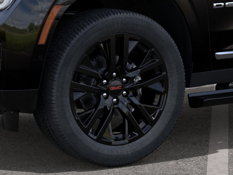 2026 GMC Yukon XL Denali - Photo 9