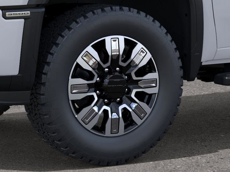 2026 GMC Sierra 3500HD Denali - Photo 9