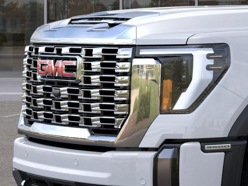 2026 GMC Sierra 3500HD Denali - Photo 13