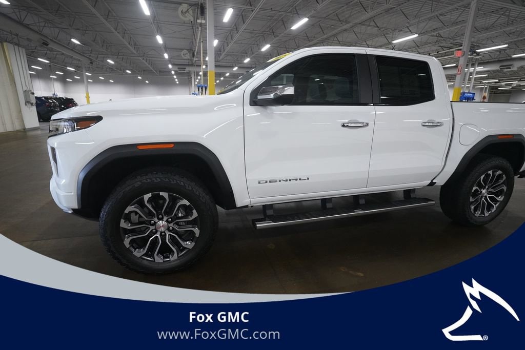 2025 GMC Canyon 4WD Denali Crew Cab Short Box's photo