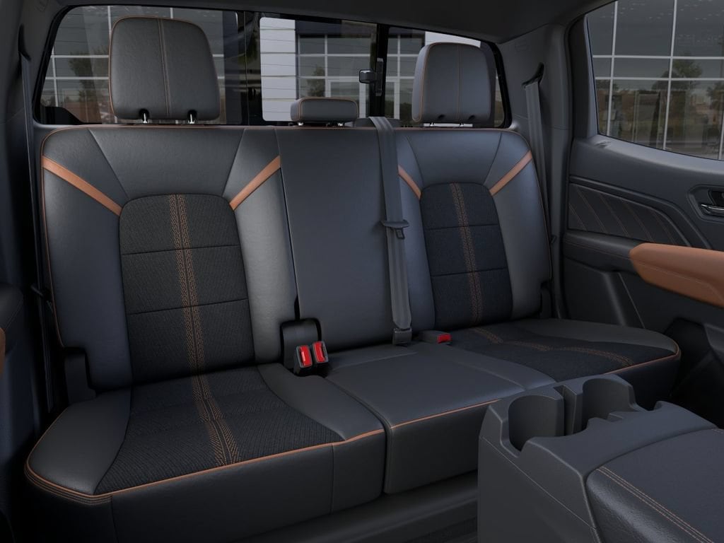 2026 GMC Canyon AT4 - Photo 17
