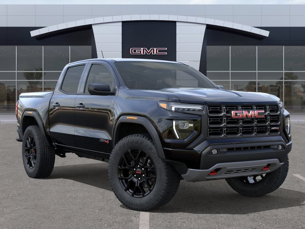 2026 GMC Canyon AT4 - Photo 7