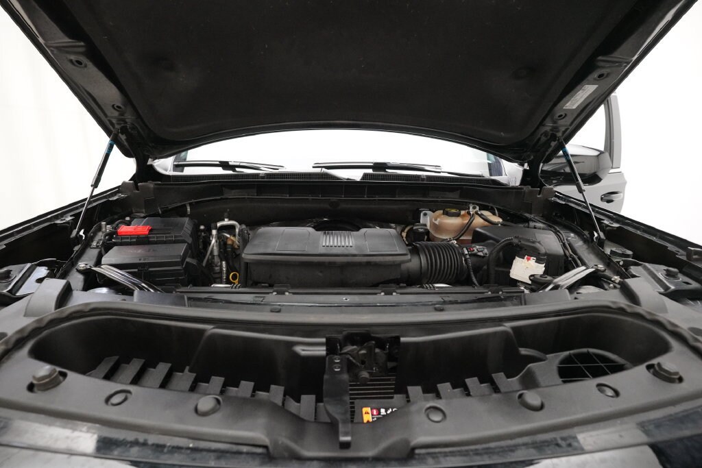 Used 2024 GMC Yukon SLE SUV