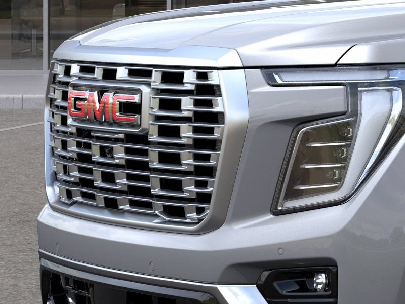 2026 GMC Yukon Denali - Photo 13