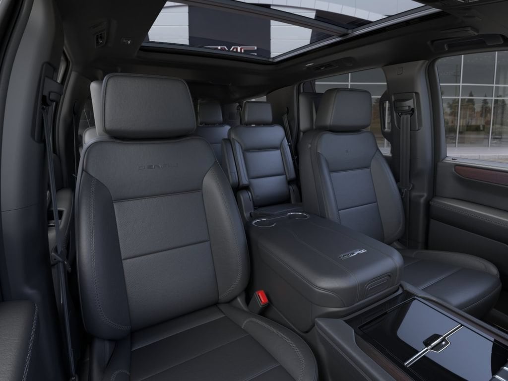 2026 GMC Yukon Denali - Photo 16