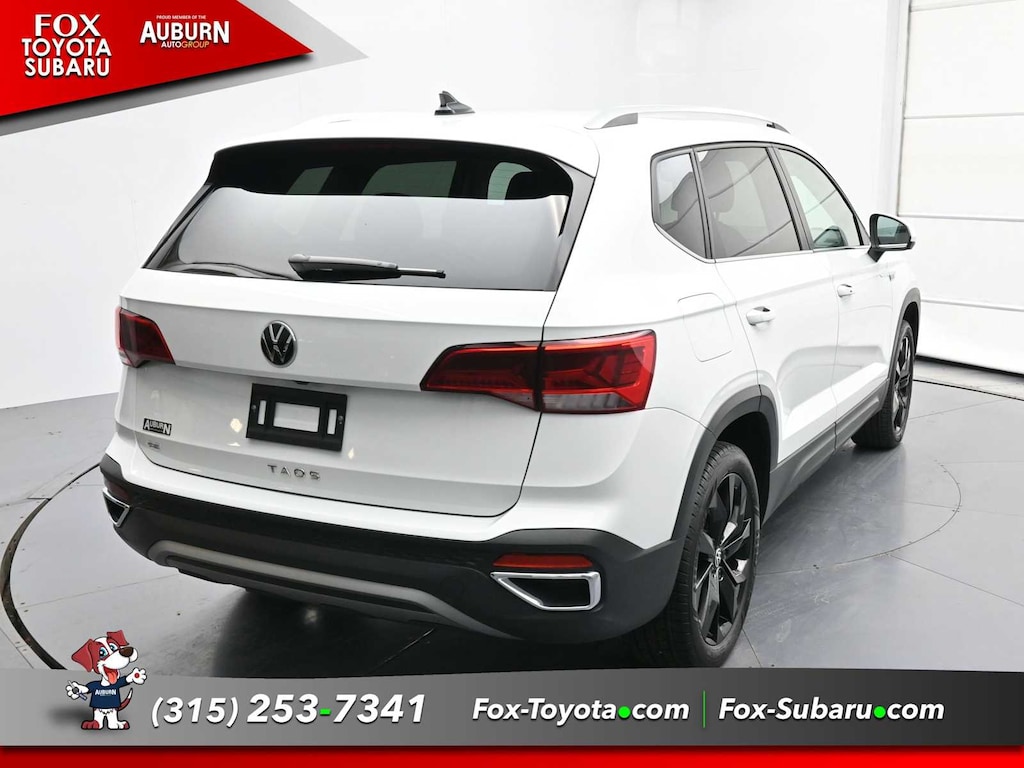 Used 2024 Volkswagen Taos SE FWD