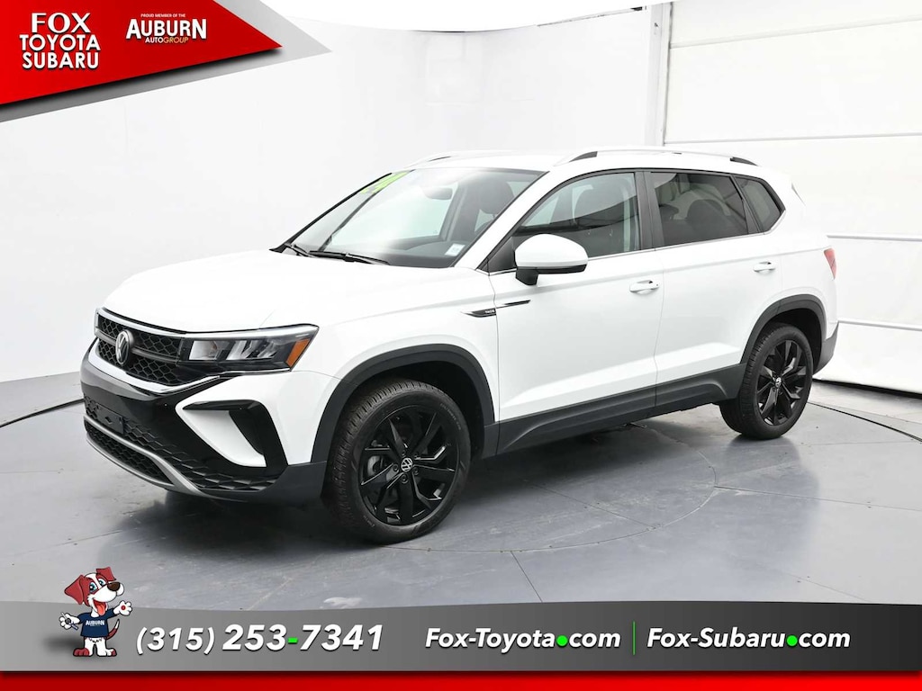 Used 2024 Volkswagen Taos SE FWD